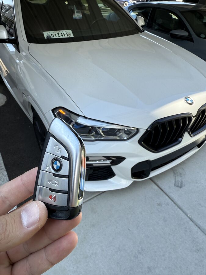 Replacement BMW X6 smart key fob cut and programmed on site in Spokane, WA